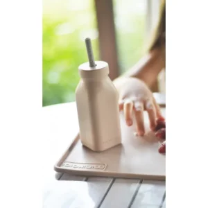 LET83700 Bouteille d’apprentissage en silicone avec paille - BB&Co