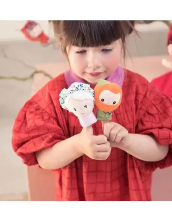 LET83700 Chaperon rouge marionnettes a doigts