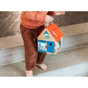 LET83700 Maison d'apprentissage avec serrures
